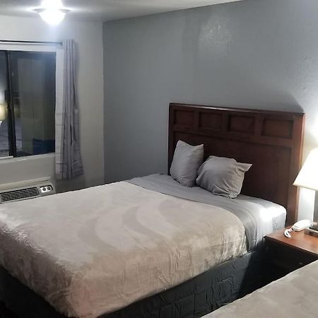 Hotel 2 Queen Beds Hotel Room 220 Booking Stillwater Zewnętrze zdjęcie